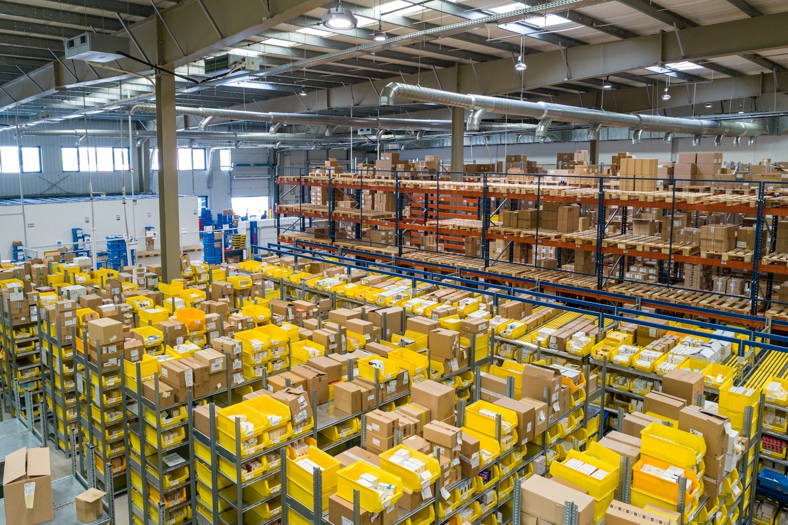 Fleetora Freights | Freight, Parcels and Live Tracking